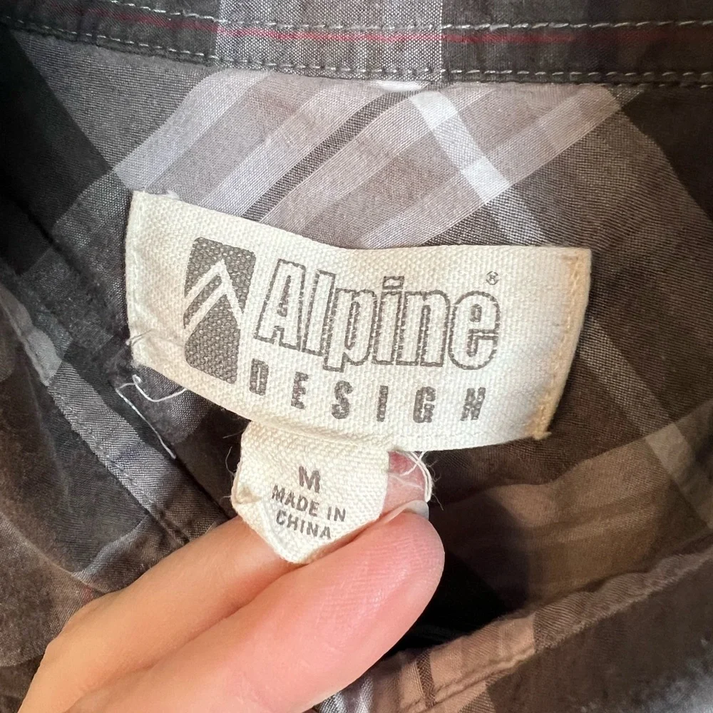 Alpine Design button down - Picture 5 of 5